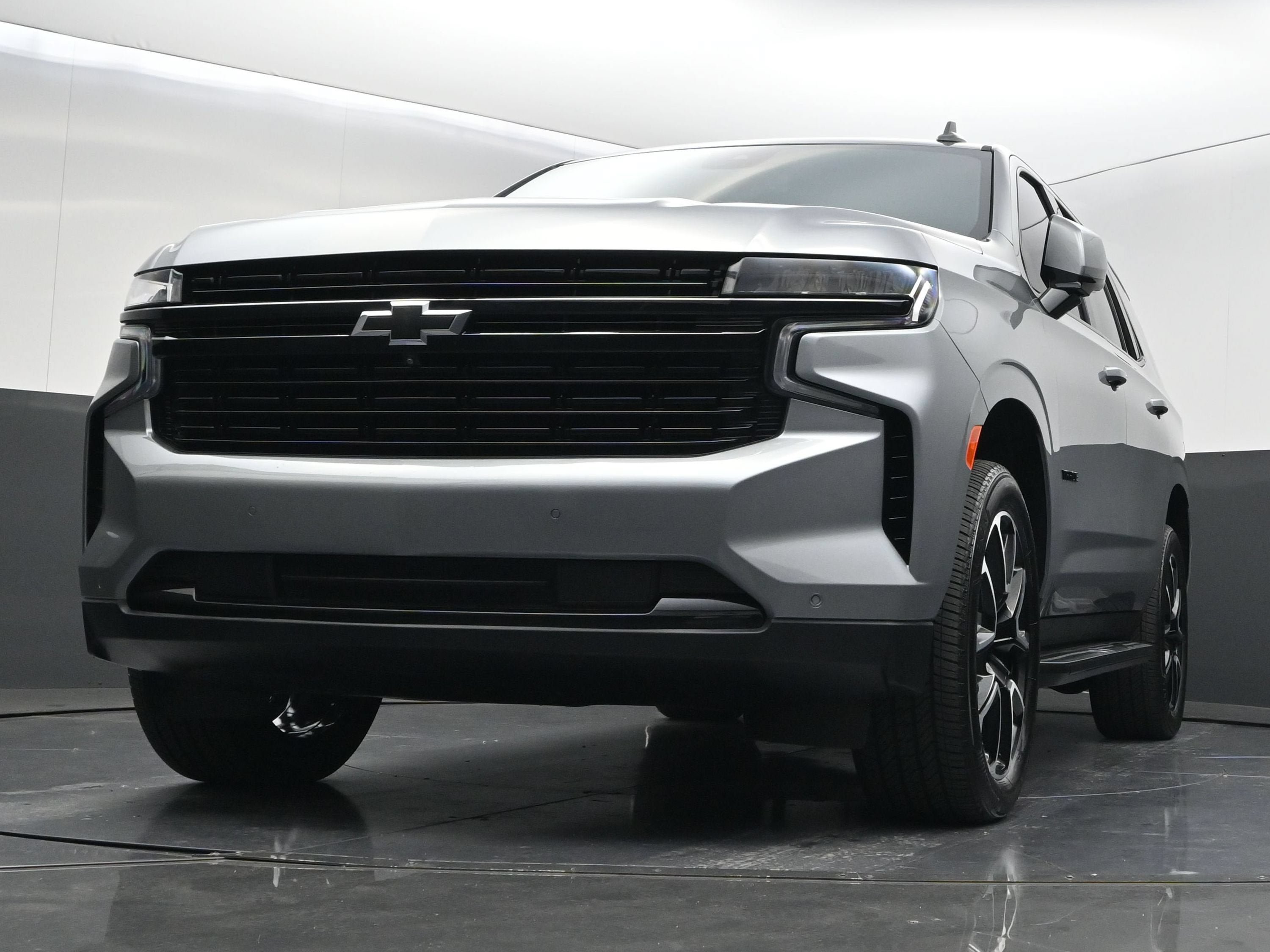 Certified 2024 Chevrolet Tahoe RST w/ Luxury Package AWD/4WD image 48