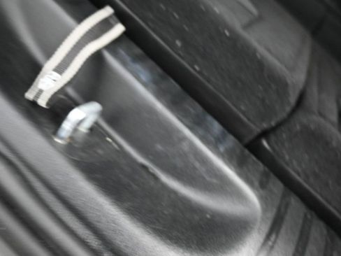 Used 2025 Chrysler Pacifica Select FWD image 28