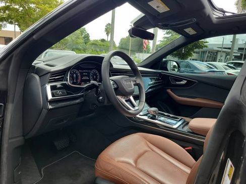 Used 2019 Audi Q8 Prestige AWD/4WD image 14
