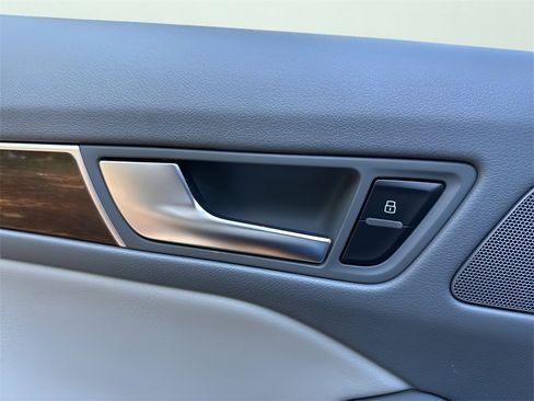 Used 2016 Audi Q5 2.0T Premium image 48