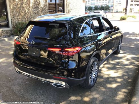 Used 2023 Mercedes-Benz GLC 300 4MATIC image 5