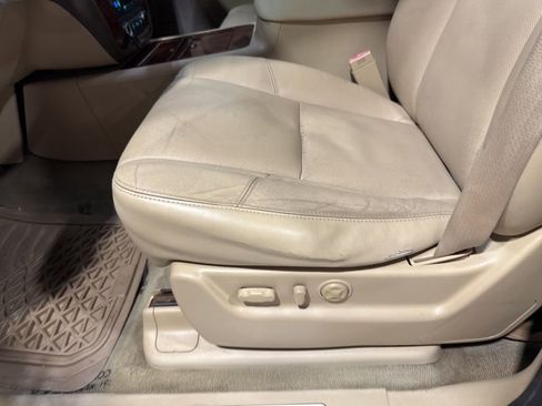 Used 2009 Chevrolet Tahoe LTZ AWD/4WD image 20