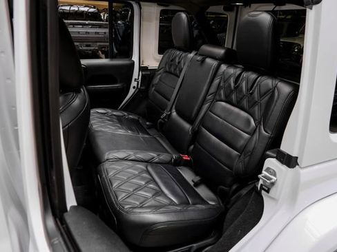 Used 2021 Jeep Wrangler Unlimited Sahara w/ Cold Weather Group AWD/4WD image 73