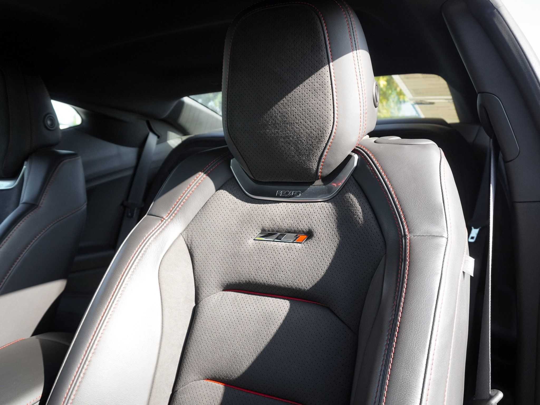 Used 2021 Chevrolet Camaro ZL1 RWD image 16