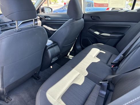 Used 2025 Nissan Altima 2.5 SV FWD image 16