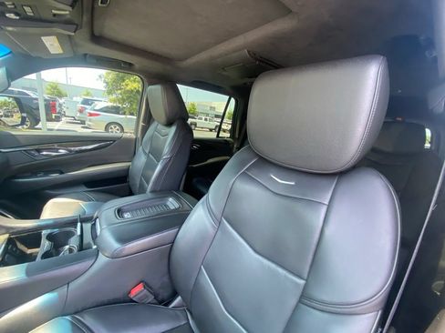 Used 2019 Cadillac Escalade Platinum AWD/4WD image 20