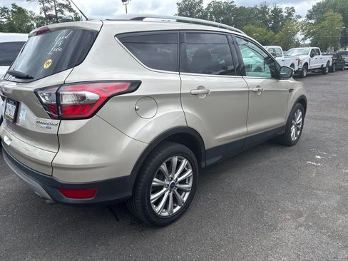 Used 2017 Ford Escape Titanium AWD/4WD image 4