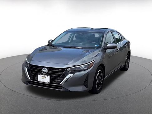 Used 2025 Nissan Sentra SV FWD image 5