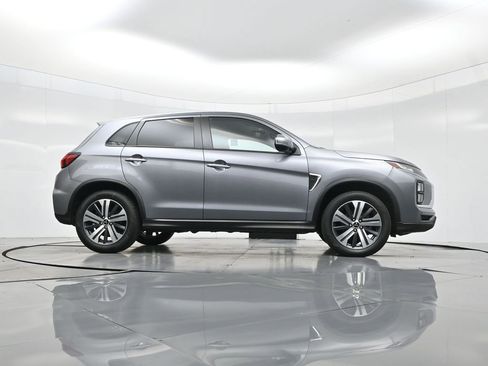 Used 2024 Mitsubishi Outlander Sport SE image 45