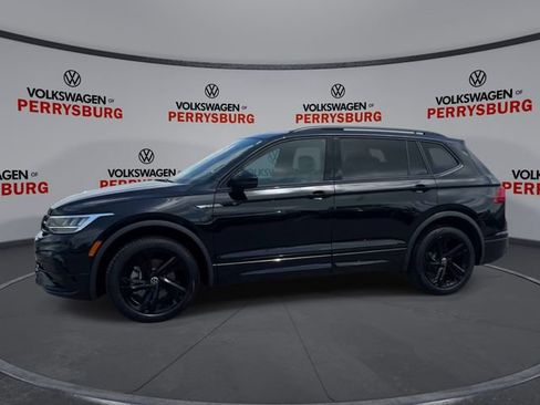 Certified 2024 Volkswagen Tiguan SE R-Line AWD/4WD image 4