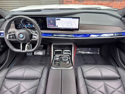Used 2023 BMW 740i w/ Parking Assistance Package RWD image 14