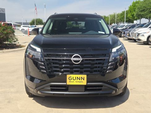 New 2026 Nissan Pathfinder SV FWD image 8