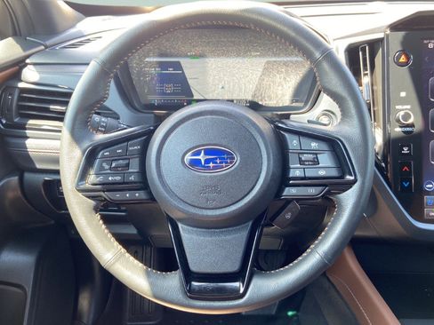 Used 2025 Subaru Forester Touring AWD/4WD image 13