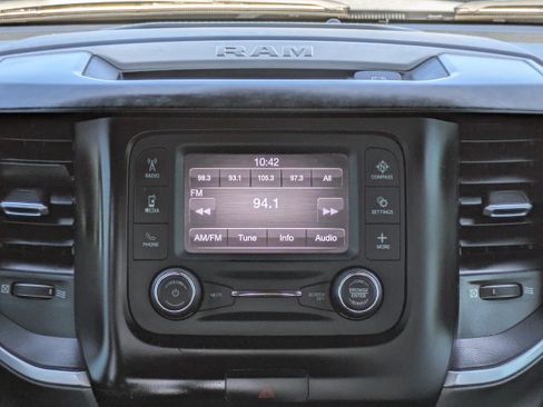 Used 2021 RAM 1500 Big Horn RWD image 18