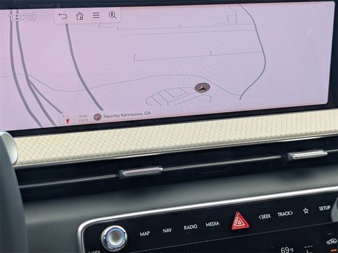 New 2026 Genesis GV80 2.5T Advanced image 22