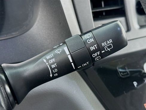 Used 2017 Toyota Sienna LE image 15