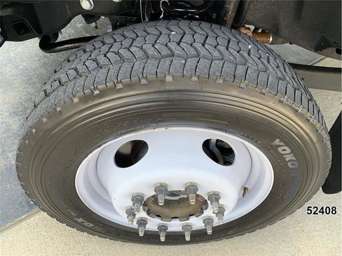 Used 2023 Ford F550 4x4 Crew Cab Super Duty image 16