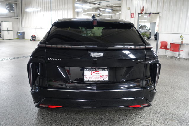 Used 2025 Cadillac Lyriq Luxury w/ LPO, Floor Liner Package AWD/4WD image 6