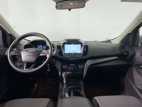 Used 2017 Ford Escape SE w/ Equipment Group 201A image 12