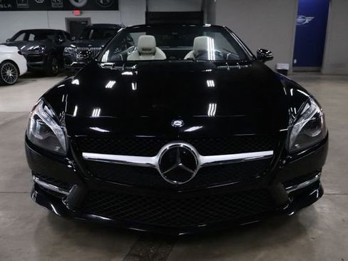 Used 2013 Mercedes-Benz SL 550 image 16