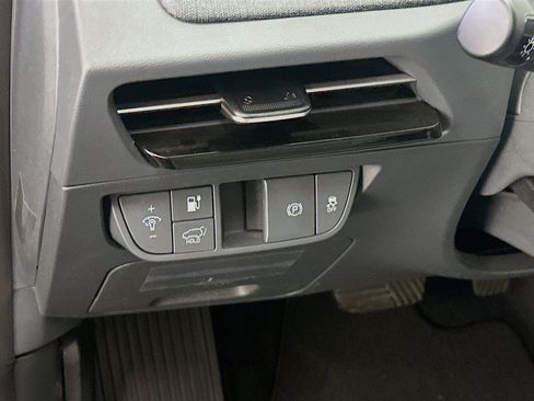 Used 2024 Kia EV6 Wind w/ Wind Technology Package AWD/4WD image 17
