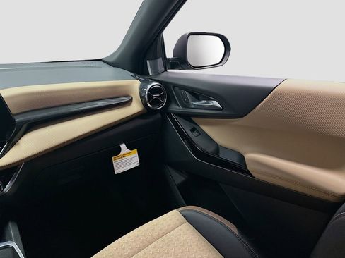 New 2026 Chevrolet Equinox ACTIV FWD image 25
