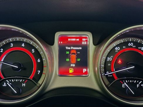 Used 2018 Dodge Journey SE w/ Mopar All Weather Group FWD image 14