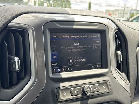 Used 2022 Chevrolet Silverado 1500 Custom AWD/4WD image 17