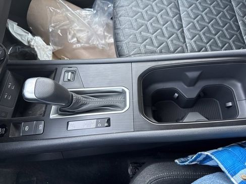 New 2026 Nissan Kicks SV w/ SV Premium Package image 18