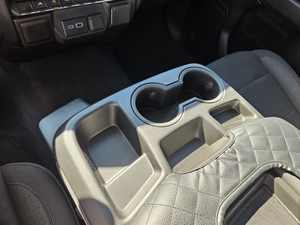Used 2025 Chevrolet Silverado 1500 Custom Trail Boss w/ Dark Appearance Package AWD/4WD image 25