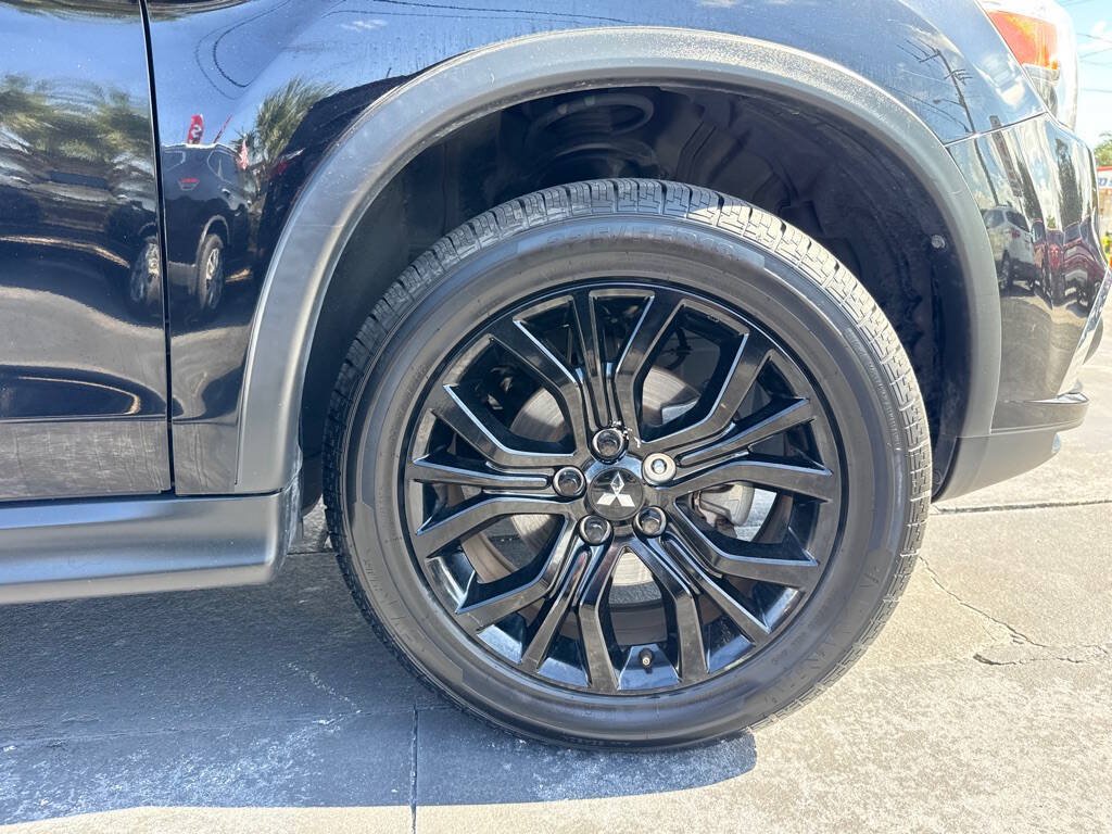 Used 2019 Mitsubishi Outlander Sport LE FWD image 29