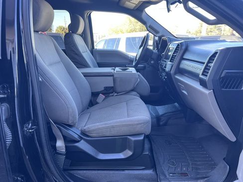 Used 2019 Ford F250 XLT w/ XLT Premium Package image 21