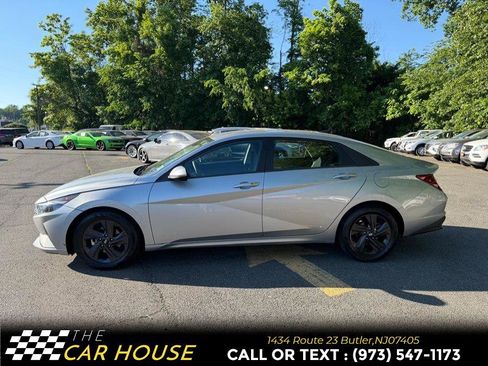 Used 2023 Hyundai Elantra SEL FWD image 13