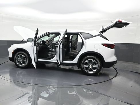 Used 2025 Chevrolet Blazer LT FWD image 35