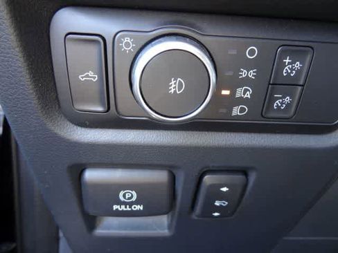 Used 2021 Ford F150 Lariat w/ Equipment Group 502A High AWD/4WD image 9