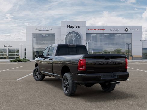 New 2026 RAM 3500 Big Horn AWD/4WD image 3