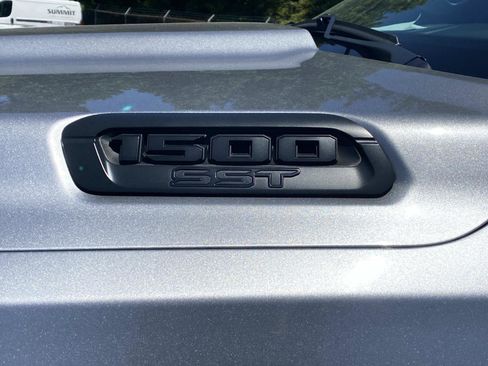 Used 2025 RAM 1500 Big Horn AWD/4WD image 14