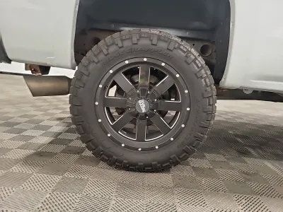 Used 2019 Ford F150 XLT w/ Equipment Group 302A Luxury AWD/4WD image 19
