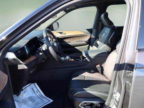 New 2026 Jeep Grand Cherokee L Summit image 13