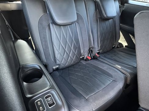 New 2026 Mercedes-Benz GLS 63 AMG 4MATIC image 7