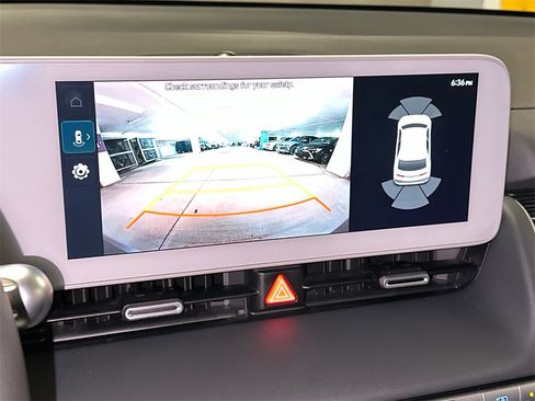 Used 2024 Hyundai Ioniq 5 SEL image 28