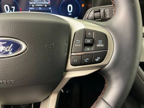 New 2026 Ford Explorer Active w/ Active Comfort Package RWD image 26