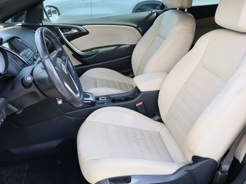 Used 2017 Buick Cascada Premium image 20