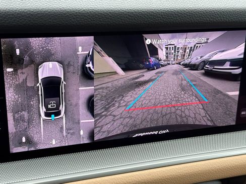 Certified 2025 Porsche Cayenne Coupe image 23