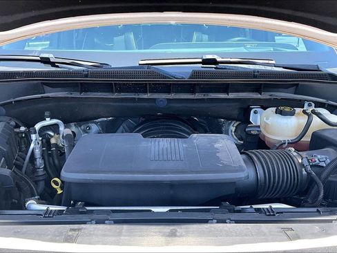 Used 2023 Cadillac Escalade Sport w/ LPO, ONYX Package AWD/4WD image 9
