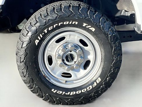 Used 2024 Ford F250 XL AWD/4WD image 28