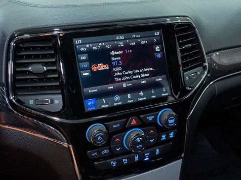 Used 2019 Jeep Grand Cherokee SRT AWD/4WD image 41