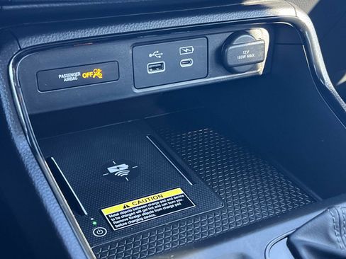 Used 2025 Honda CR-V EX-L image 16