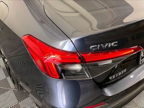 Used 2024 Honda Civic Sport image 39