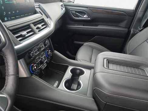 Used 2023 Chevrolet Tahoe Premier image 11